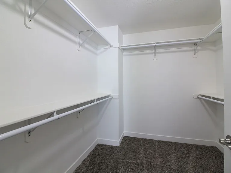 1073 S Cedar Pl — Photo 8