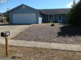 1220 Yew St, Florence, OR