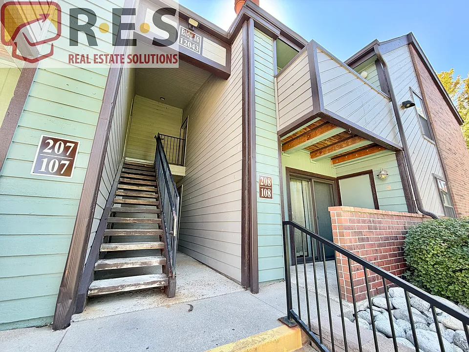 12043 E Harvard Ave #16-208