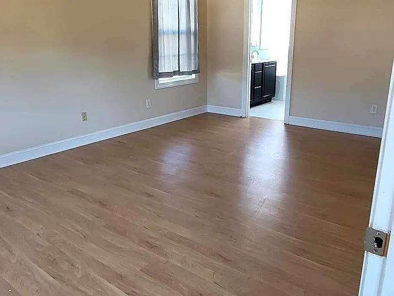 121 Triple Crown Ct — Photo 36
