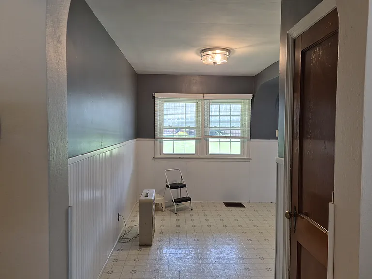 633 Harrison Ave — Photo 10