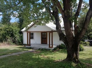 1654 Old Roane St, Harriman, TN 37748