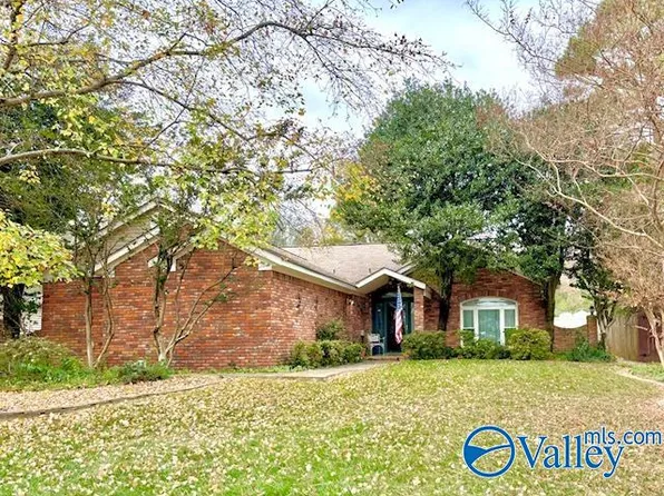 1856 Shellbrook Dr NW, Huntsville, AL 35806