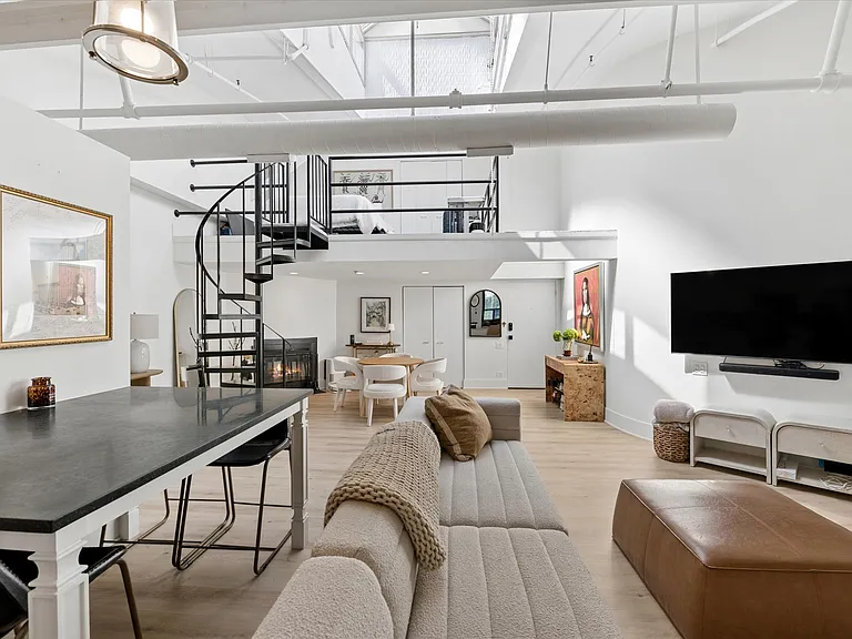 1000 W Diversey Pkwy #G — Photo 10