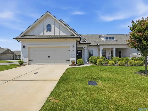 12609 Whitcomb Cir, Athens, AL 35613