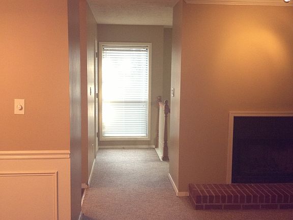 4th image of 1604 Cumberland Ct SE
