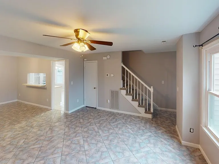 5524 Annandale Dr — Photo 3