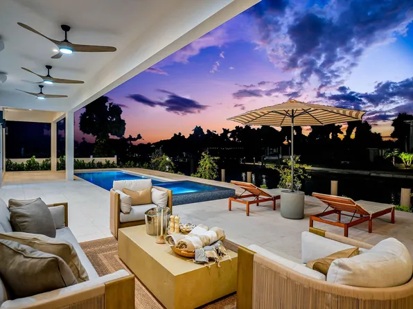 839 Chestnut Ct, Marco Island, FL 34145