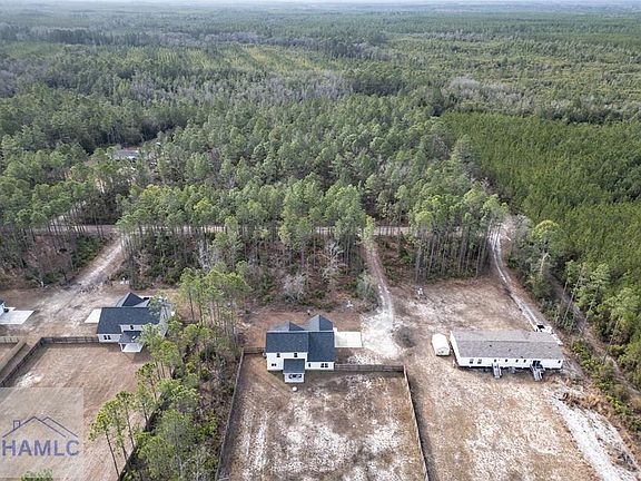 2nd image of 322 Peewee Dr