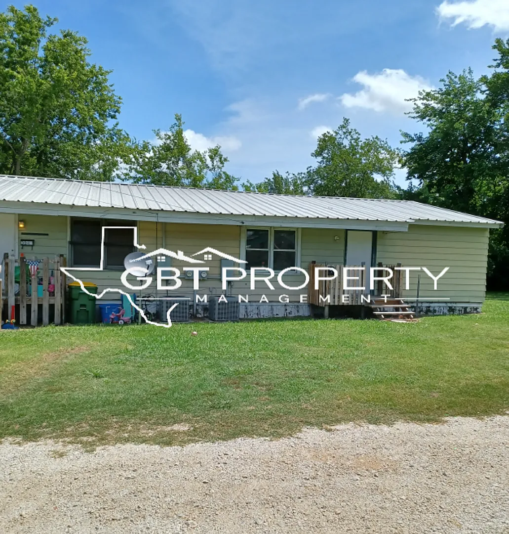 Obie 1 - 308 N. Dallas St. — Photo 1
