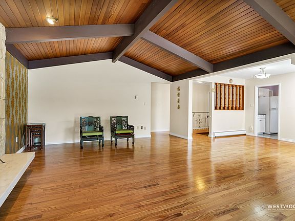 4th image of 6858 Tyne St