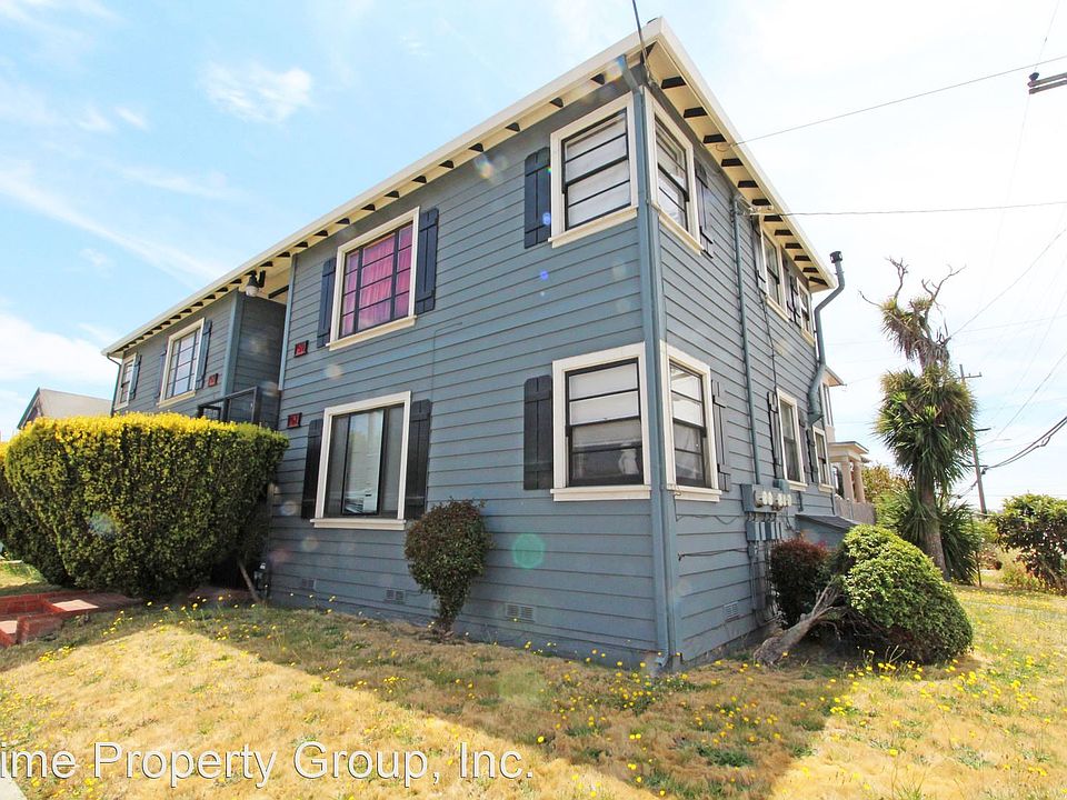 1st image of 755 34th St #757