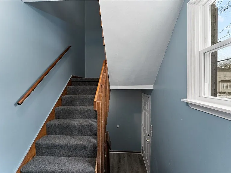 184-186 Oakland Ave — Photo 23