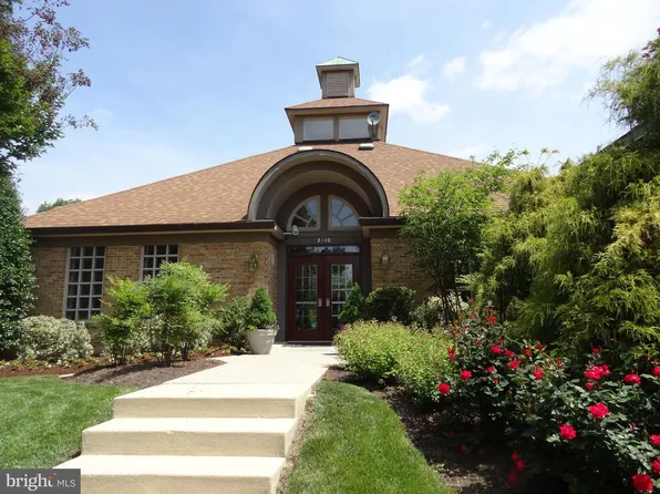 305 Saint Michaels Cir, Odenton, MD 21113