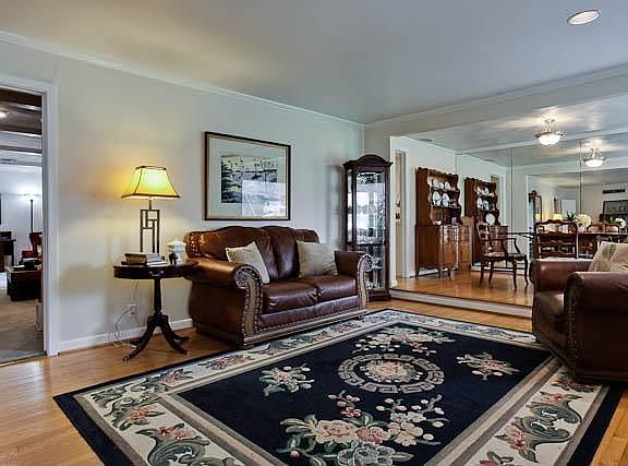 2nd image of 6625 Blue Valley Ln