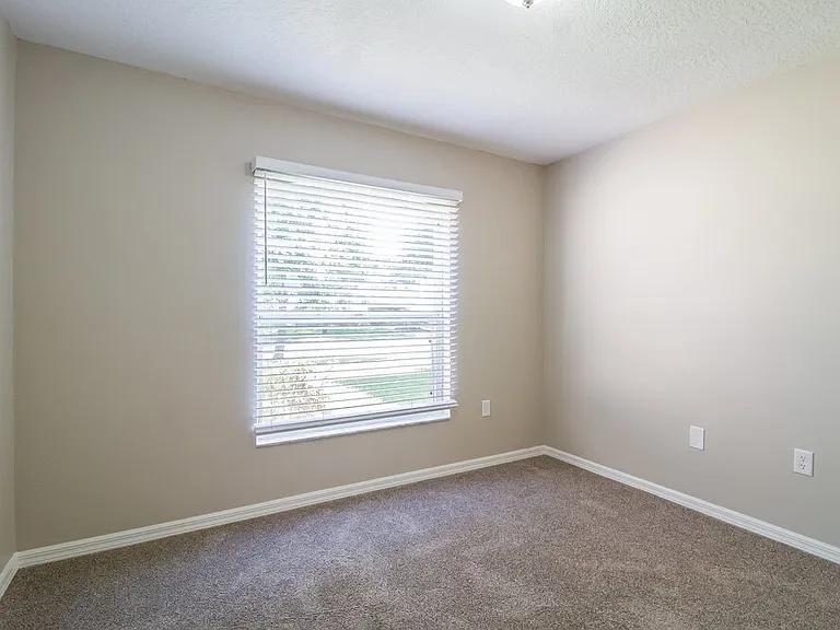 559 Grand Royal Cir — Photo 11