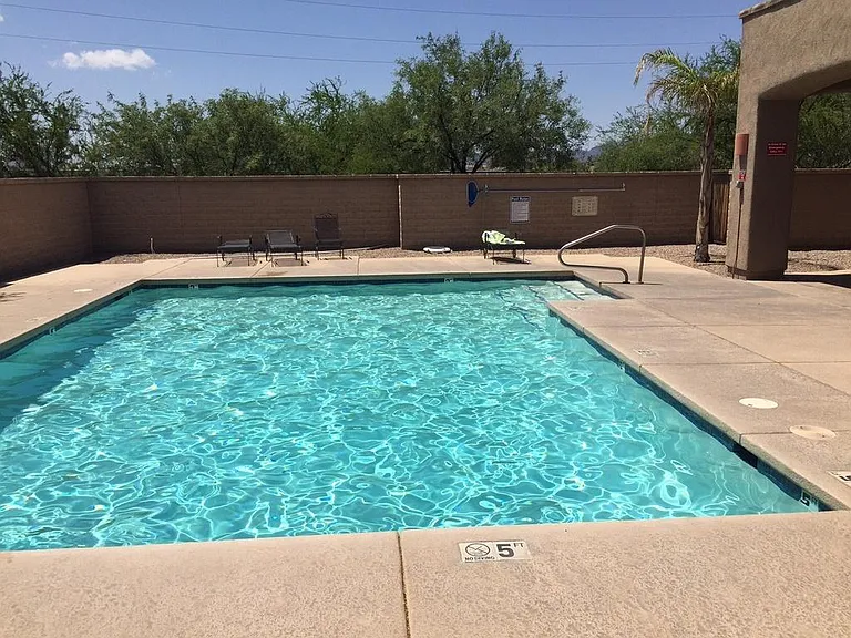 Community pool