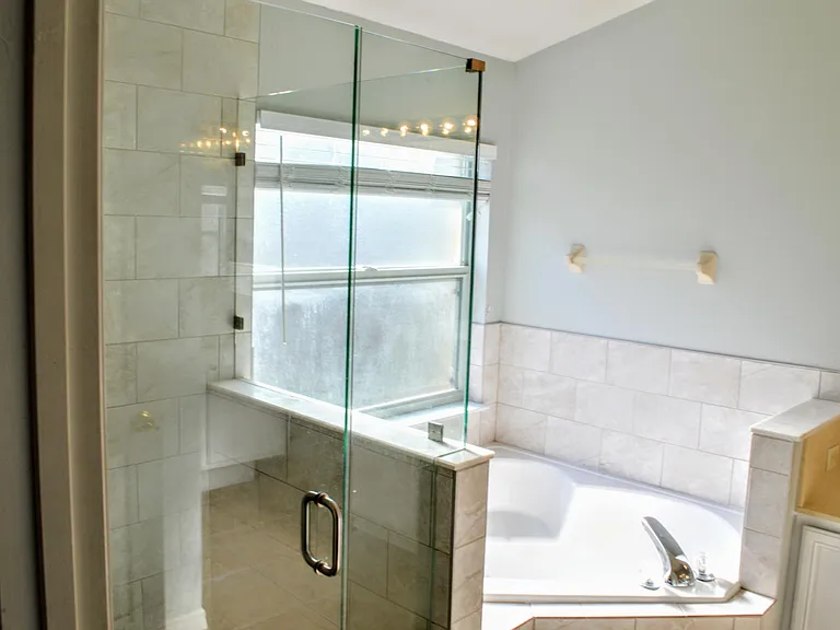 1724 Tealbriar Ave — Photo 40