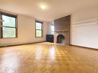 104 Franklin St #4, Brooklyn, NY 11222