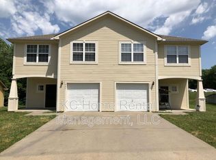 1957 N 80th Ct, Kansas City, KS 66112