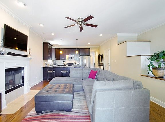 4th image of 4950 N Damen Ave #2