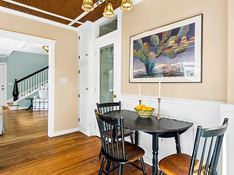 17 Elizabeth St — Photo 18