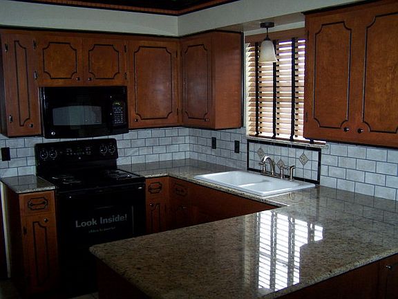 5th image of 343 Anthony Ln