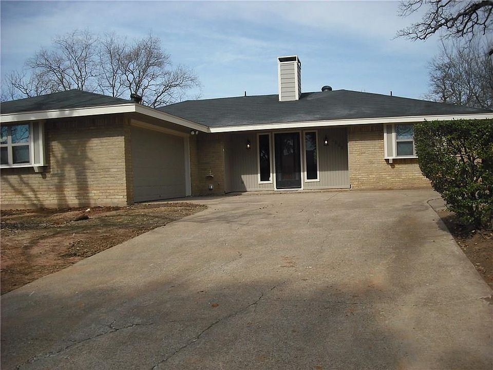 1st image of 1629 Pecan Park Dr