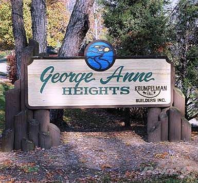 <em><b>Kruempelman-Built In Prestigious Area of Custom Homes!