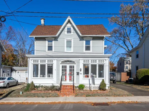 119 S 6th St, North Wales, PA 19454