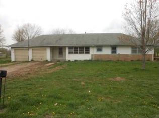 11351 Salukis Rd, Sumner, IL 62466
