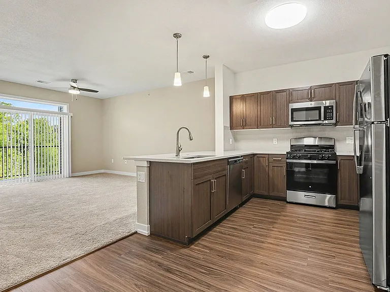 Meadowbrooke Apartment Homes — Photo 50