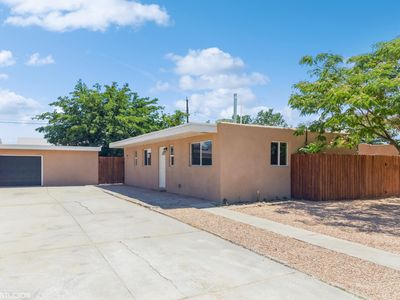 4902 Headingly Ave NE, Albuquerque, NM, 87110