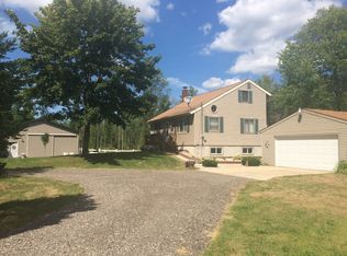 1631 E Hull Rd, Hope, MI 48628