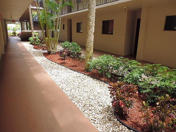 2nd image of 5100 Las Verdes Cir APT 203