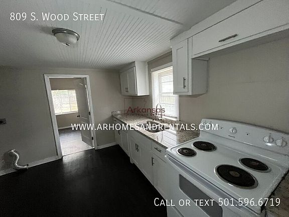 5th image of 809 S Wood St