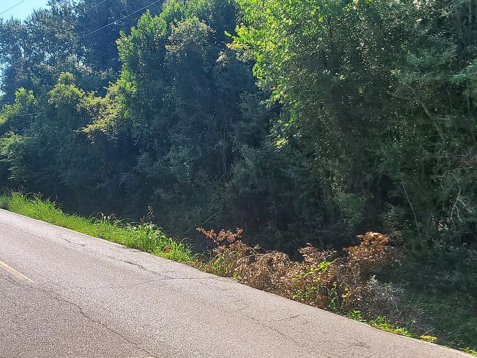 2nd image of 0 Hugh Rd