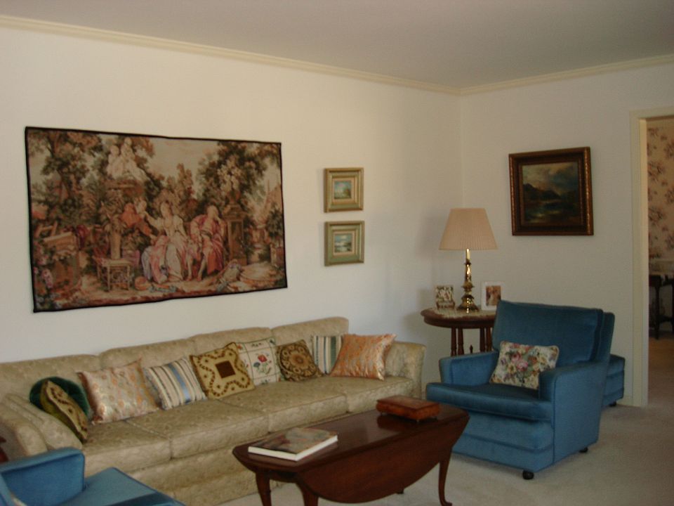 2nd image of 5755 Pickwick Ln