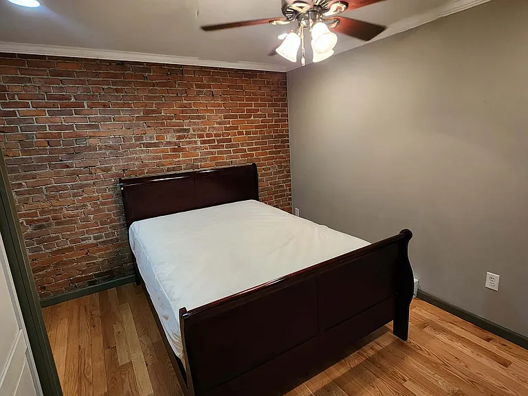 175 Front St #2 — Photo 12