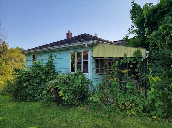 1006 Oakdale Rd, Johnson City, NY 13790
