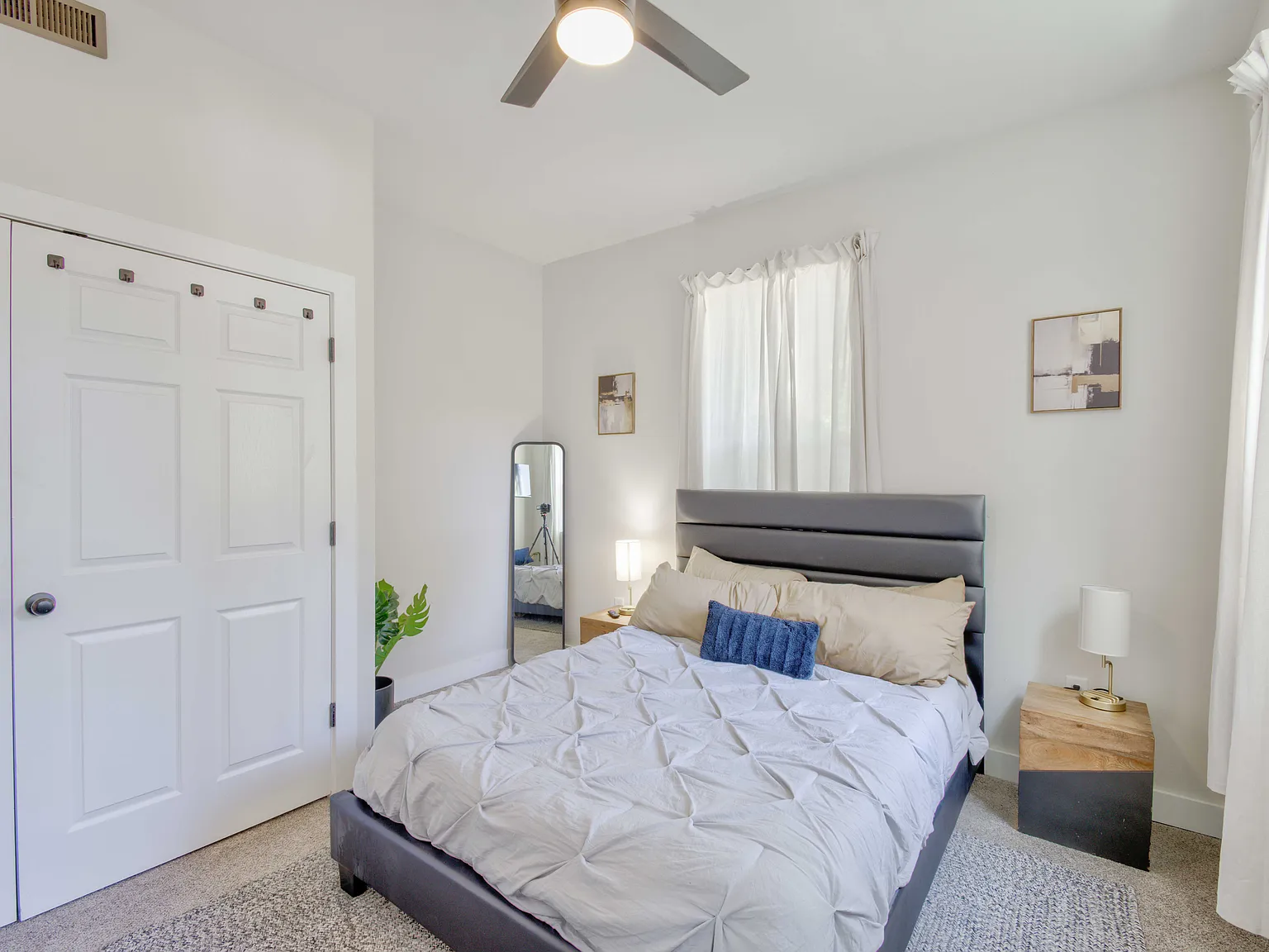 3 bed, 2.5 bath, 1898 sqft, $5,000 — Photo 2
