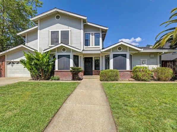 8831 Minnie Cir, Elk Grove, CA 95624