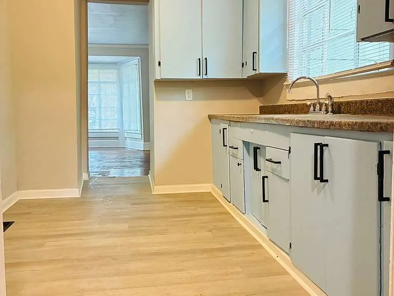 102 Plum Tree Ln — Photo 6