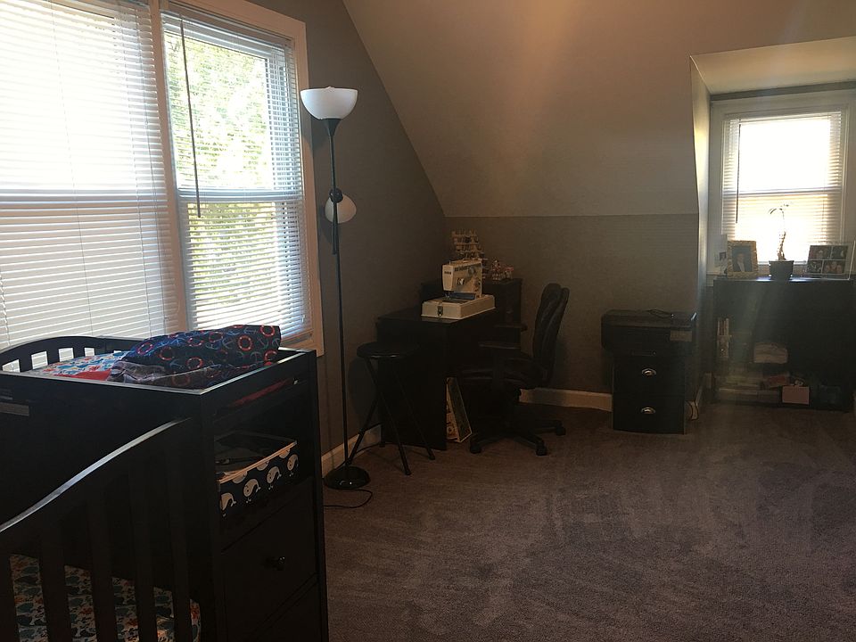1st image of 461 Miller Dr
