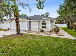 207 Cypress Dr, Kingsland, GA 31548