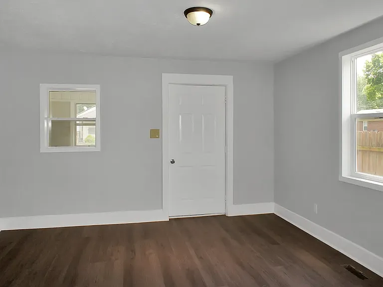 2926 Adams St — Photo 15