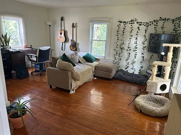 24 Pearl St #3, Keene, NH 03431