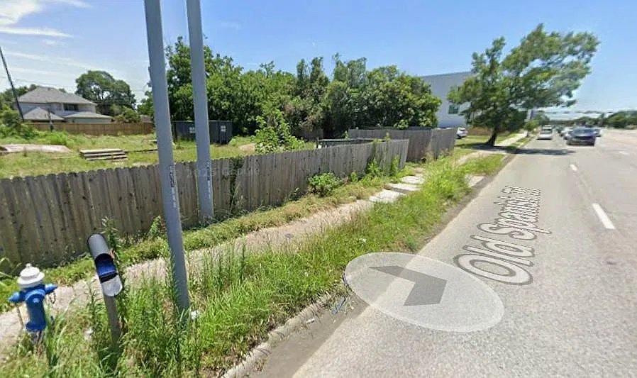 Studio, $4,000 — Photo 2