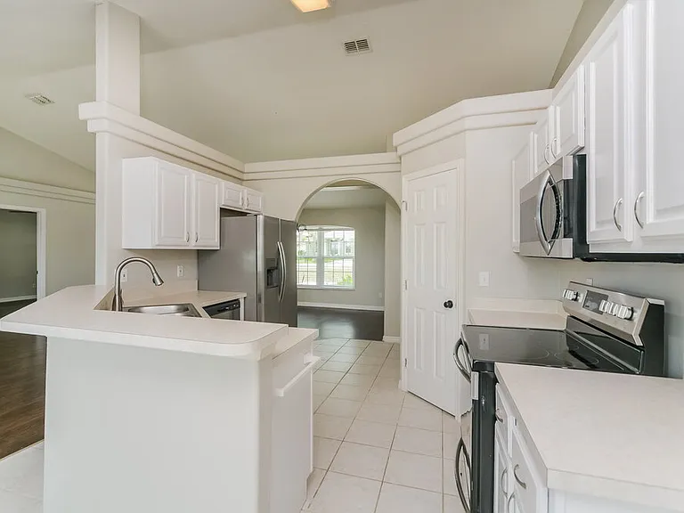 1625 Nightfall Dr — Photo 9