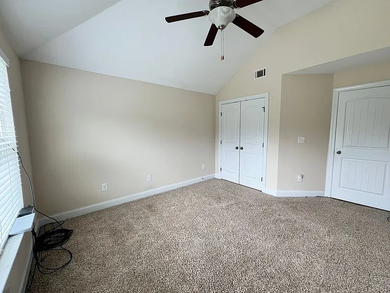 327 Clearwater Ln — Photo 40